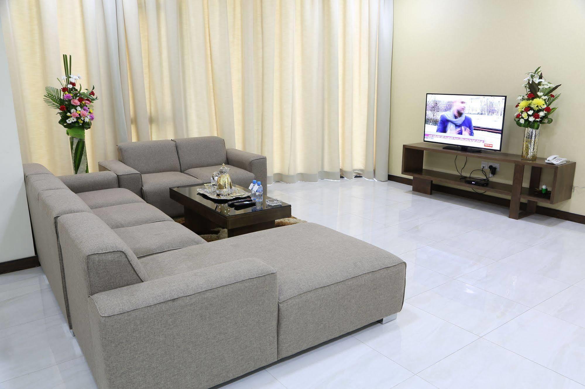 Belle Tower Luxury Apartments Manáma Kültér fotó